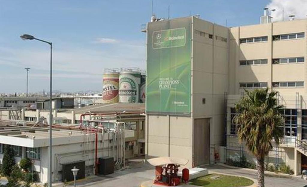 Αθηναϊκή Ζυθοποιία: Παρέδωσε 5.000 λίτρα νερό στη Δυτική Αττική