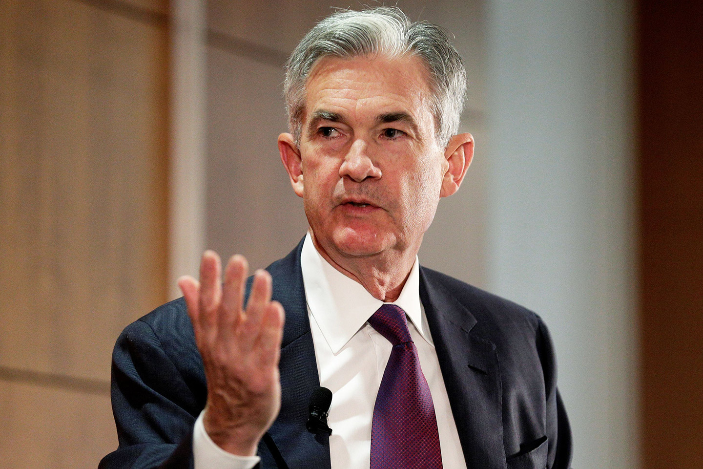 Στο τιμόνι της Fed o Τζερόμ Πάουελ, με εντολή Τραμπ