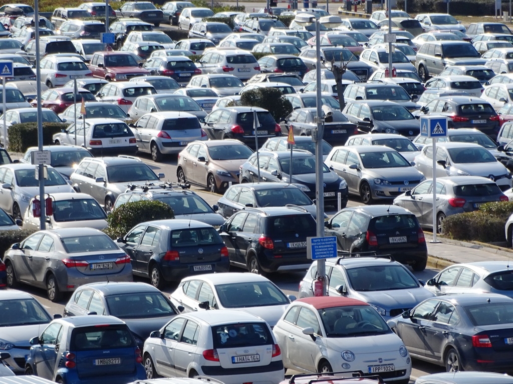 ΑΑΔΕ: Διευκρινήσεις για επιστροφή παραβόλων για ανασφάλιστα οχήματα