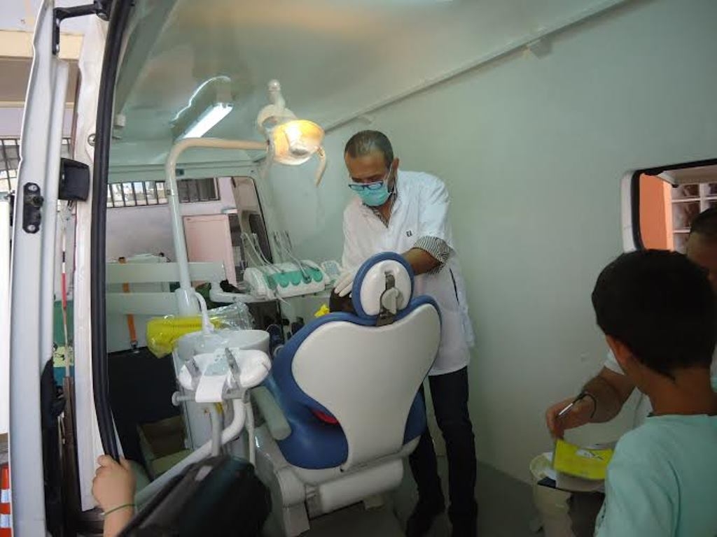 Οδοντιατρικός Σύλλογος Πειραιά: Δωρεάν πρόγραμμα στοματικής υγείας σε σχολεία