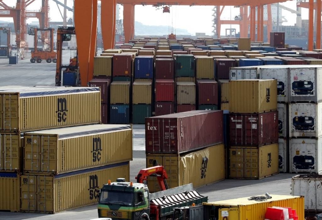 ΟΛΘ: Ρεκόρ δεκαετίας στη διακίνηση εμπορευματοκιβωτίων το 2017
