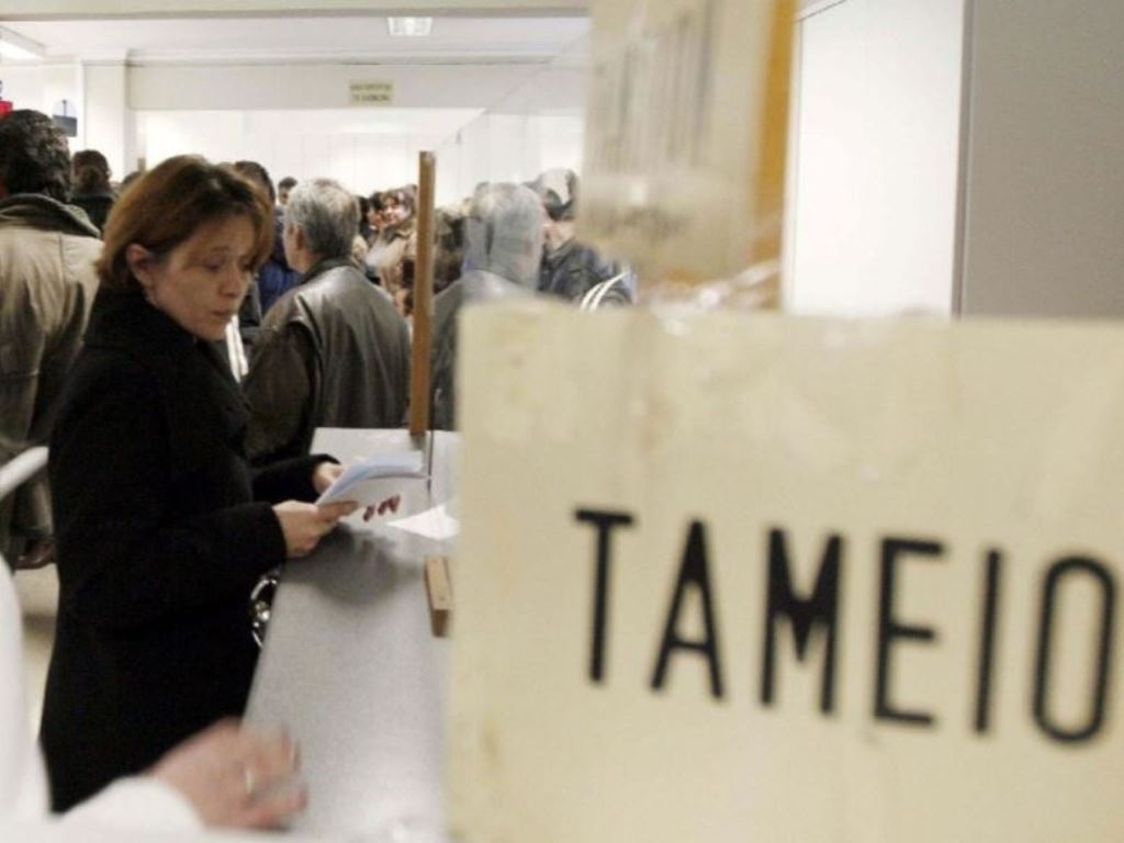 Ποιοι μπορούν να κατοχυρώσουν σύνταξη στα 57,5 έτη