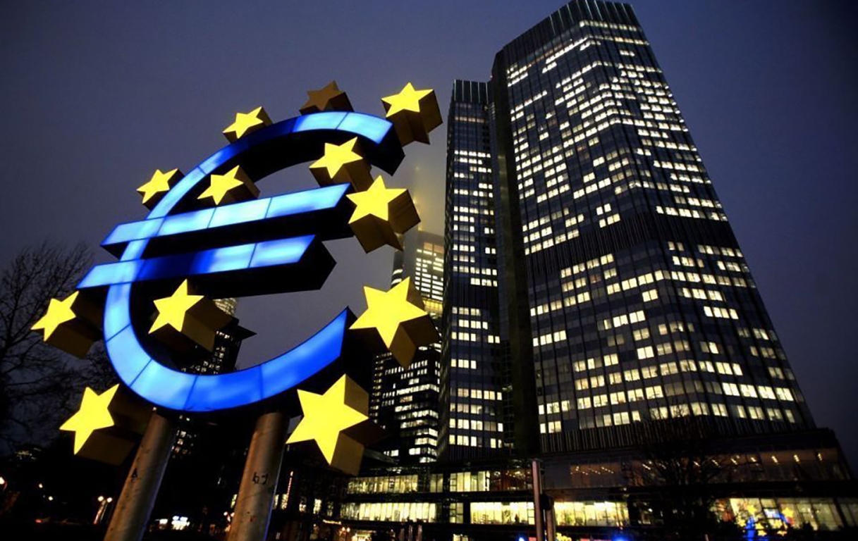 Handelsblatt: Περνούν τα stress tests της ΕΚΤ οι ελληνικές τράπεζες